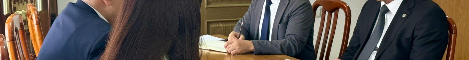 МИНИСТР НАУКИ БАКТИЯР ОРОЗОВ ВСТРЕТИЛСЯ С ПРЕДСТАВИТЕЛЕМ АГЕНТСТВА АГА ХАНА