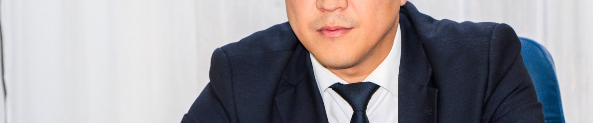 ПОЗДРАВЛЕНИЕ МИНИСТРА БАКТИЯРА ОРОЗОВА ПО СЛУЧАЮ ДНЯ СТУДЕНТОВ — 17 НОЯБРЯ